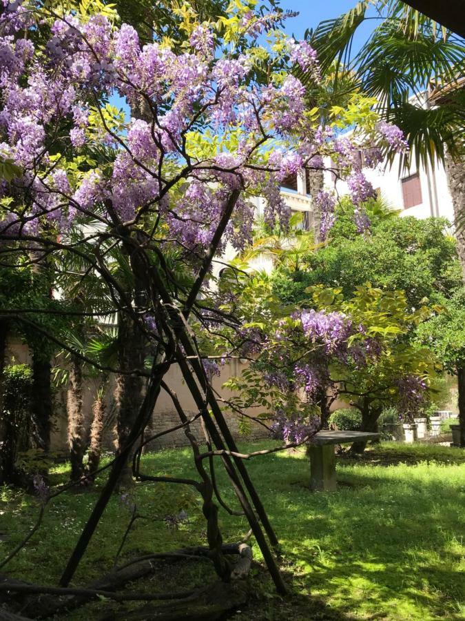 In A Lovely Garden Biennale Flat Venesia Bagian luar foto